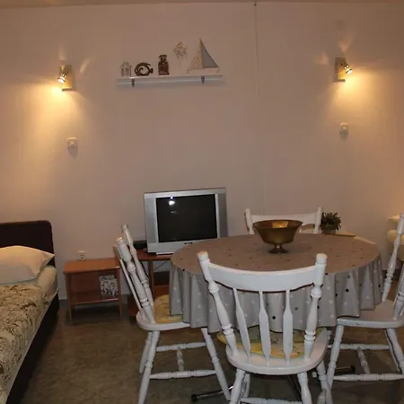 Spacek Apartment Starigrad Paklenica