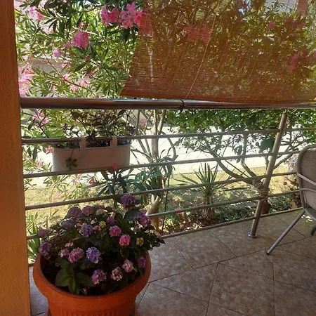 Spacek Apartment Starigrad Paklenica